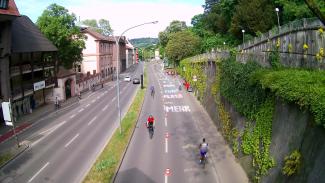 Schlossbergring mit Fahrradfahrenden